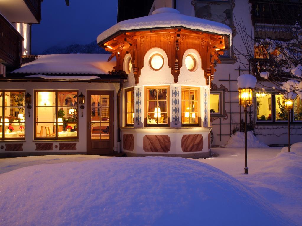 Alpenhof Kruen Hotel Exterior photo